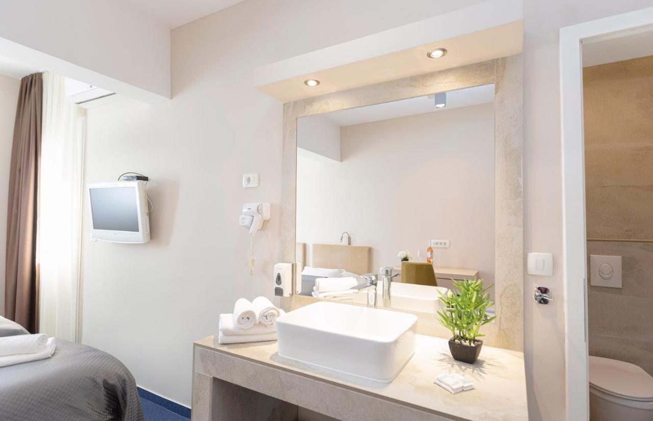 Hotel Bozikovina 3 Podstrana Luaran gambar